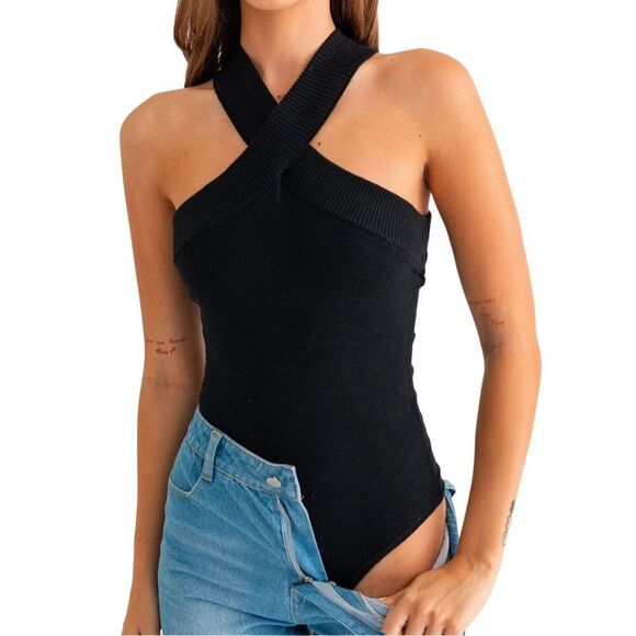 Le Lis cross back body suit Small - Picture 7 of 8